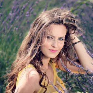 Girl Lavender Flowers Mov Beauty Nature 601444 300x300